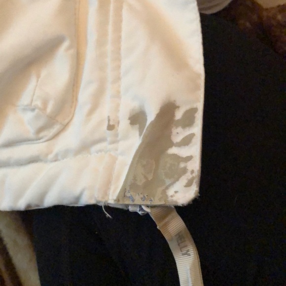 Helly Hansen Winter Coat - Picture 8 of 9